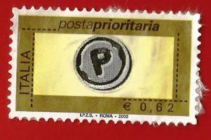 ITALIA – ITALY 2002 YT 2546 Used ” Posta Prioritaria” € 0.30 - immagine 3